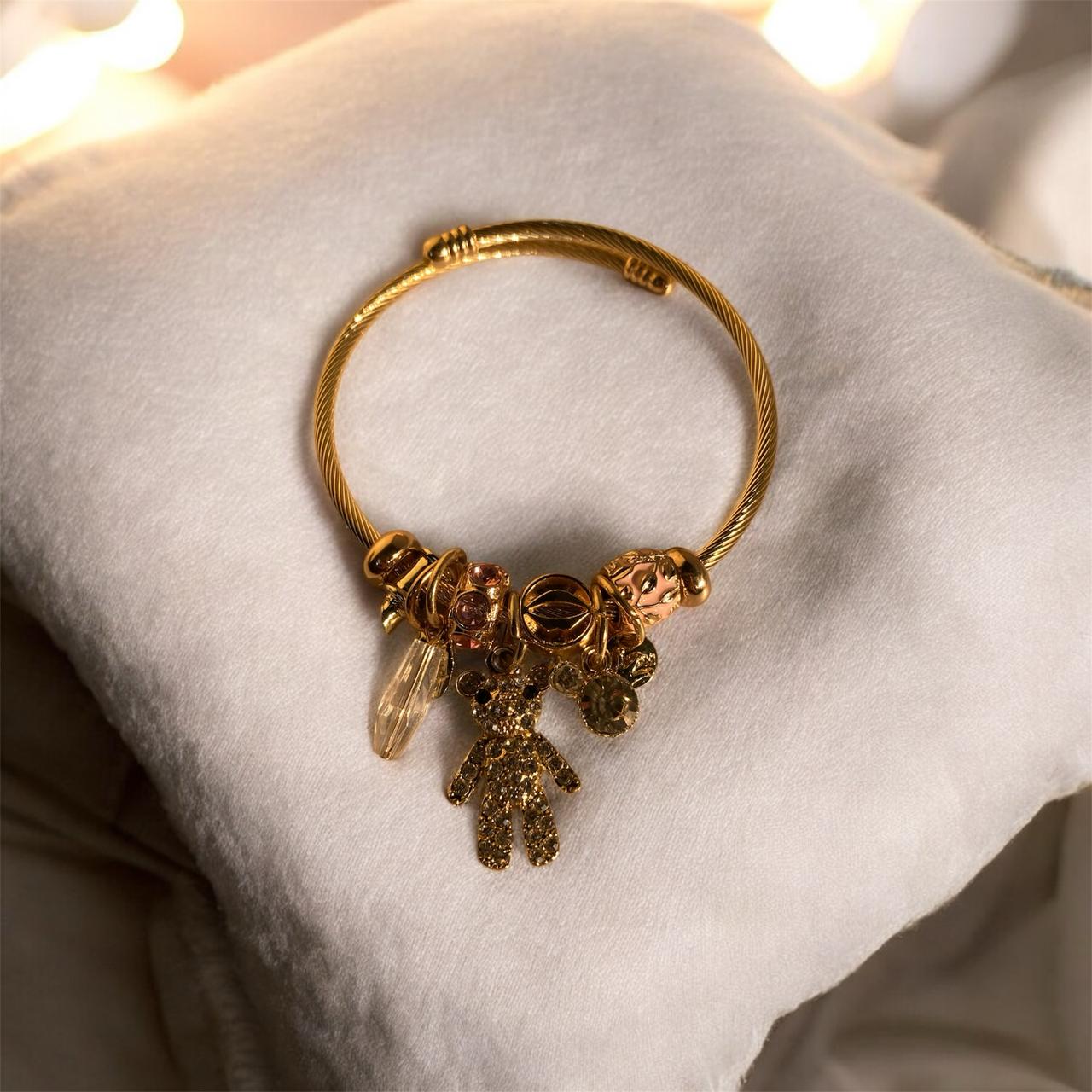 Pulsera Pandora + Charms